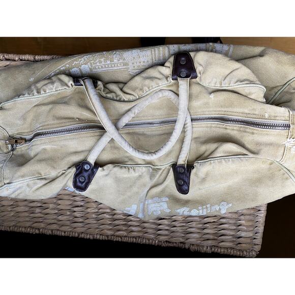 Beijing Canvas Tote - Picture 5 of 10